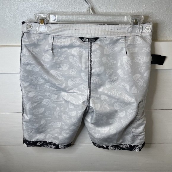 The‎ North Face Boys L 14/16 High Class V Board Shorts Black White All Over Logo - Picture 6 of 8